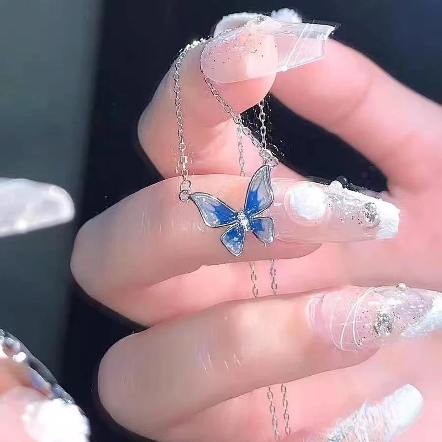 Mekki Fashion Gradient Butterfly 🦋 Necklace